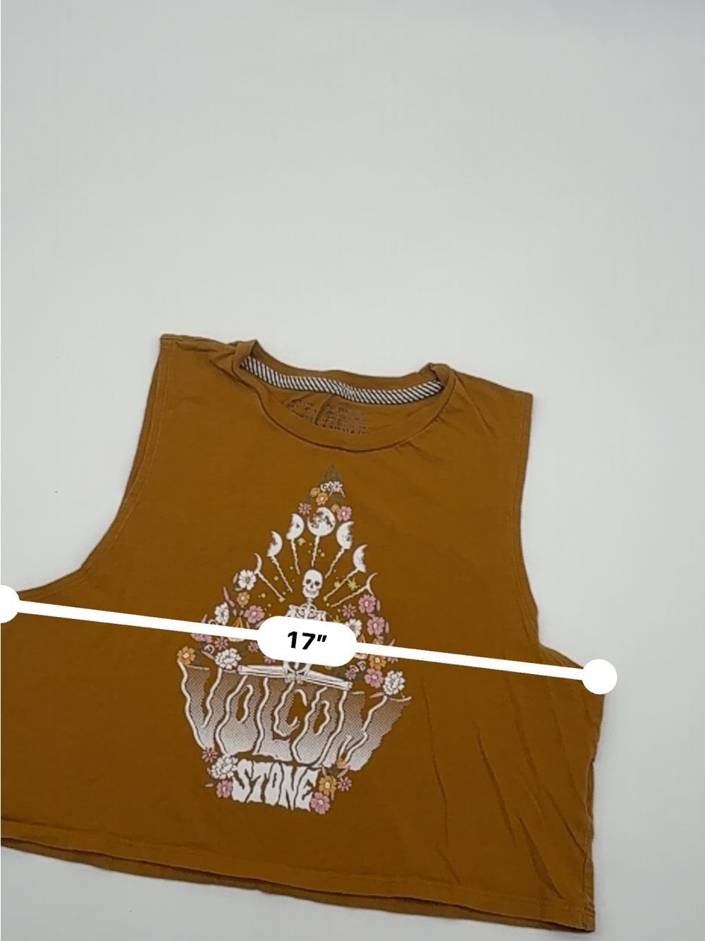 Volcom Women’s Tank - Picture 3 of 8
